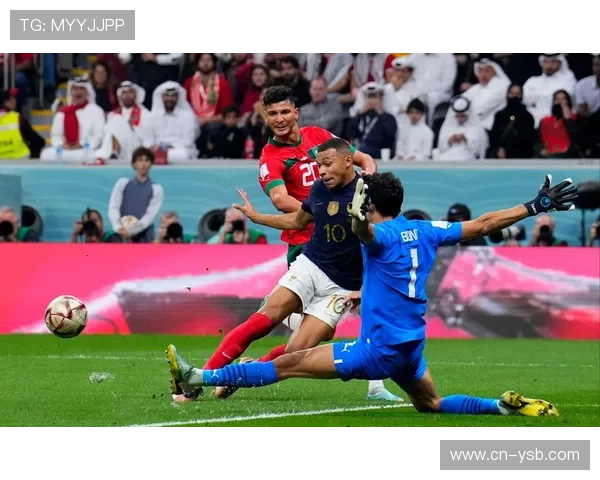 巴黎vs拜仁现门将对决，舍瓦利耶三扑单刀不敌诺伊尔经验